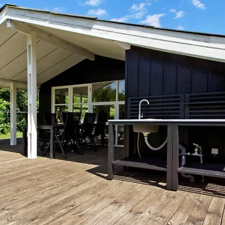 6 Person Holiday In Hemmet Vakantiehuis *