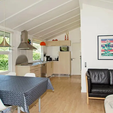 6 Person Holiday In Hemmet