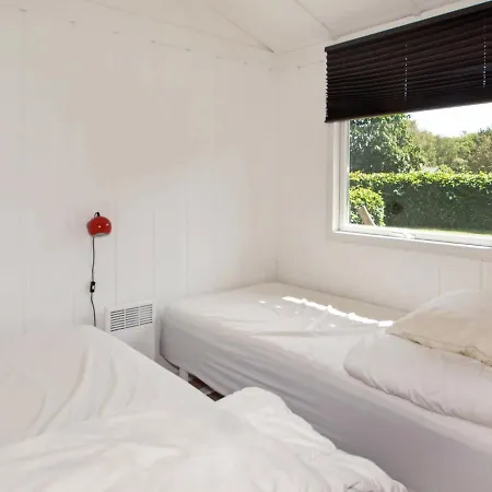 6 Person Holiday In Hemmet Vakantiehuis *